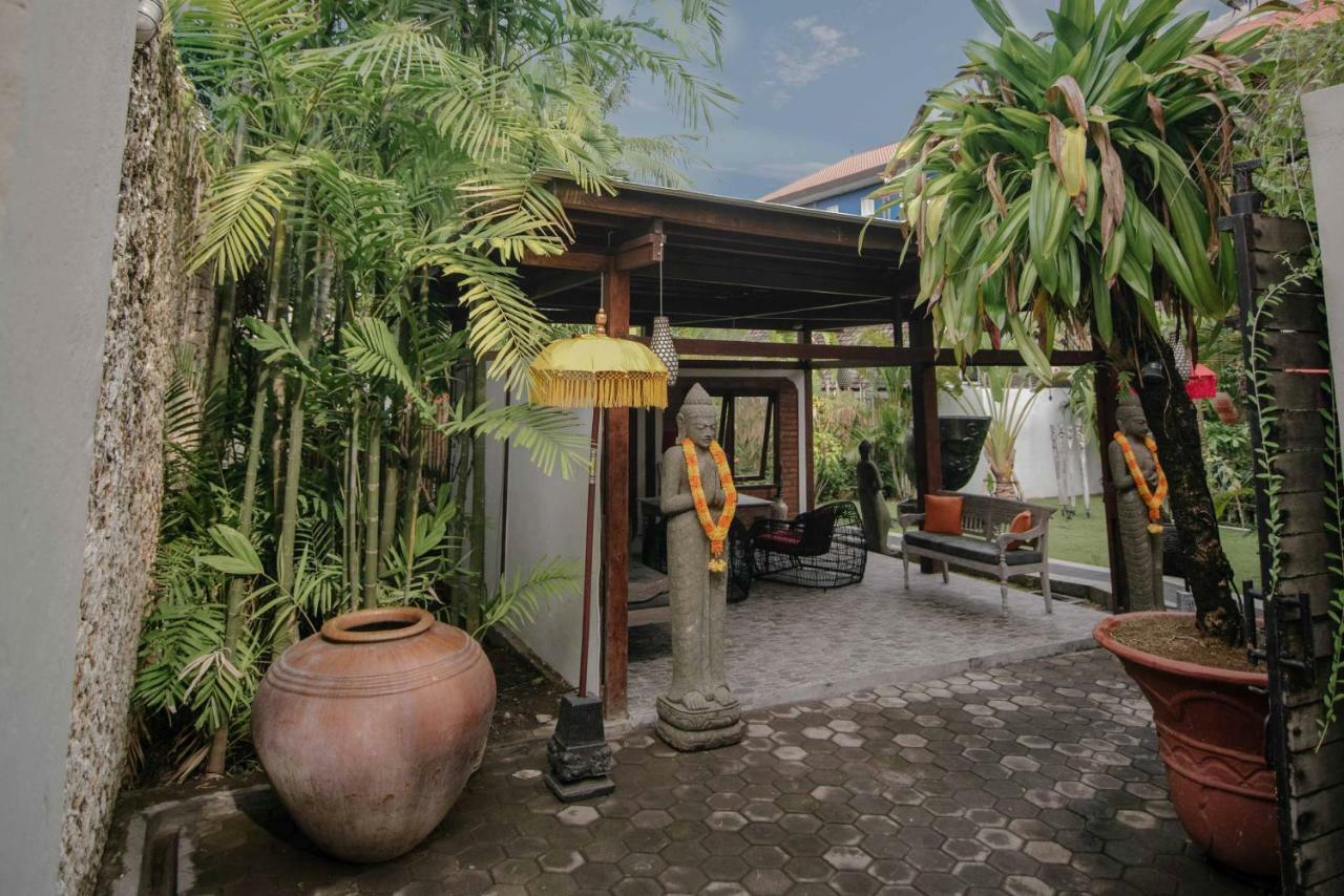 The Secret Jungle Villas Seminyak Ngoại thất bức ảnh